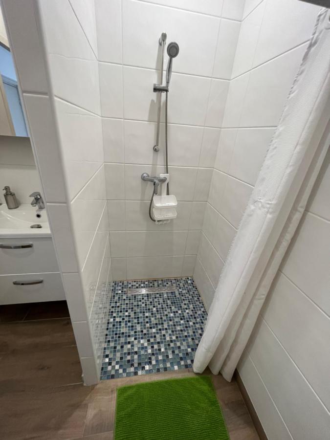 Appartement Renove A 15 Min De Lyon Saint-Fons ภายนอก รูปภาพ