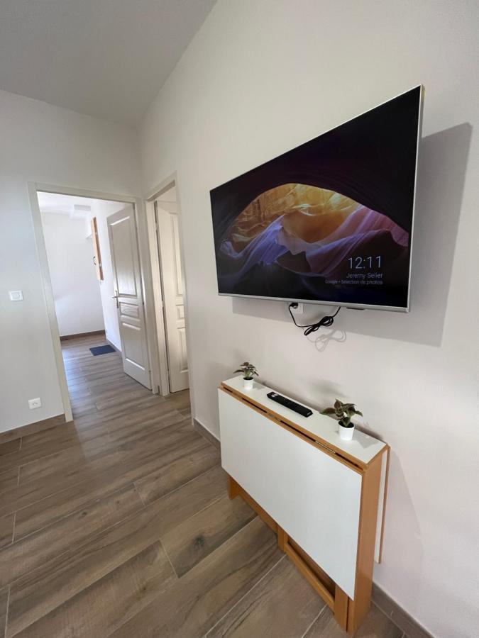 Appartement Renove A 15 Min De Lyon Saint-Fons ภายนอก รูปภาพ